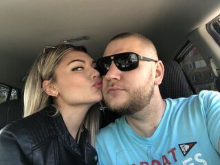 LindyAndAndy shows cam camshow