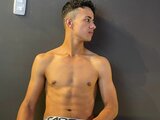 RyanBrawn shows naked online